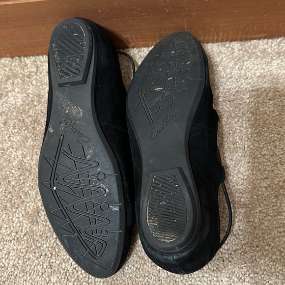 Earthies black slip on - Picture 2 of 4